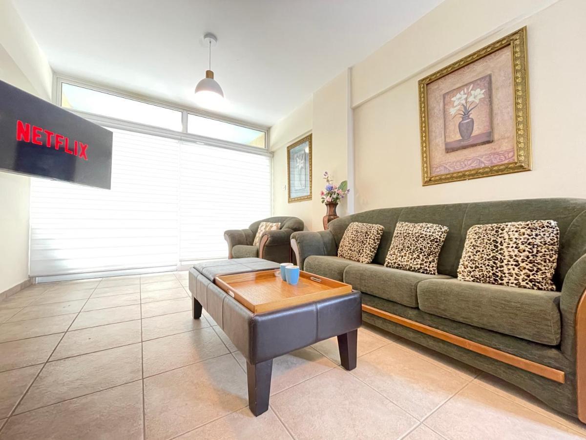 Anastasia Holiday Apartment Larnaca Esterno foto